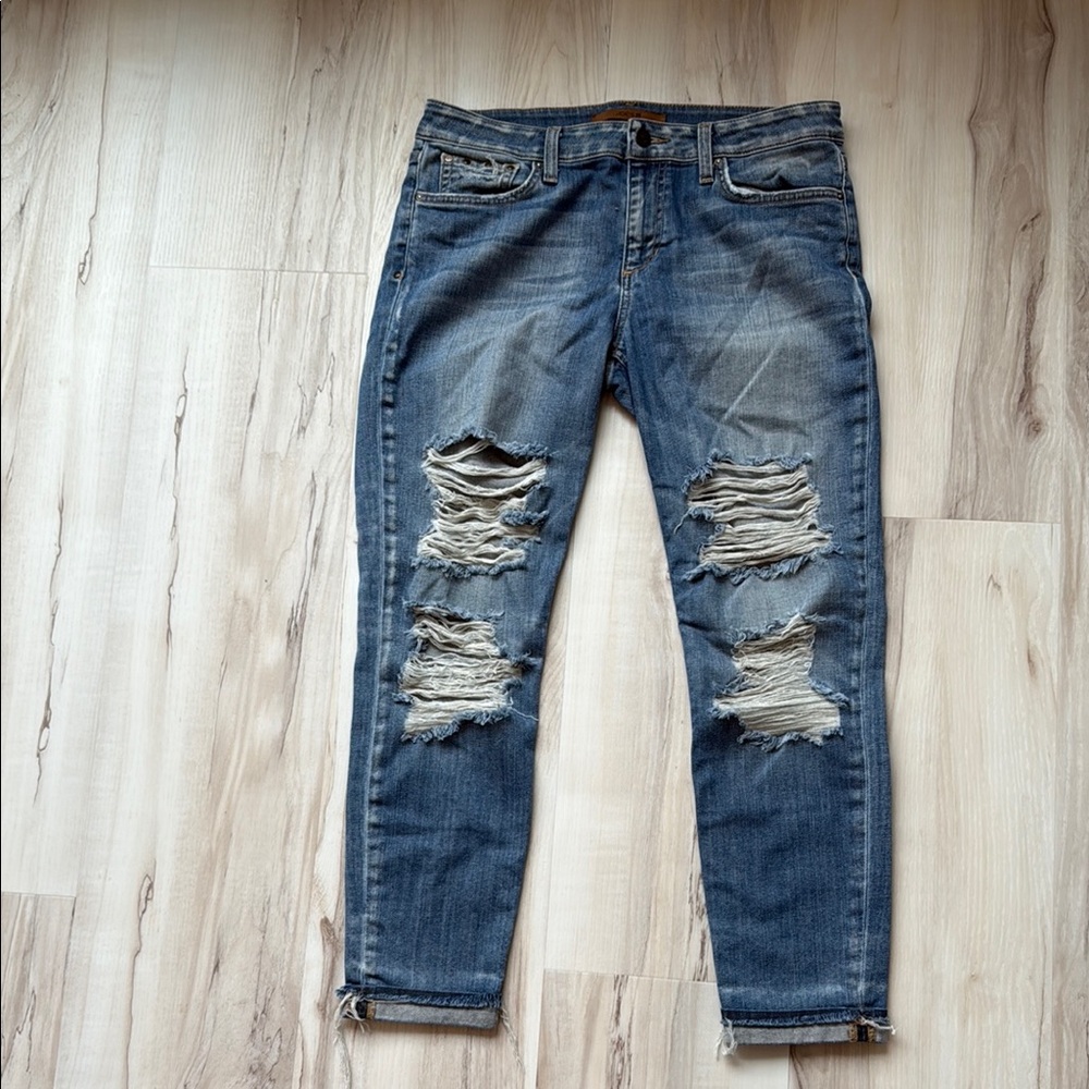 Joe’s “the Markie crop” Blue Jeans